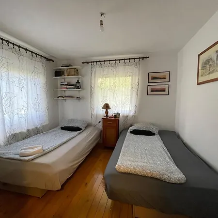 Apartament Studio Zvekir
