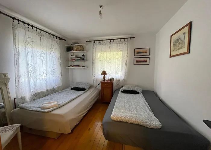 Apartamento Zvekir
